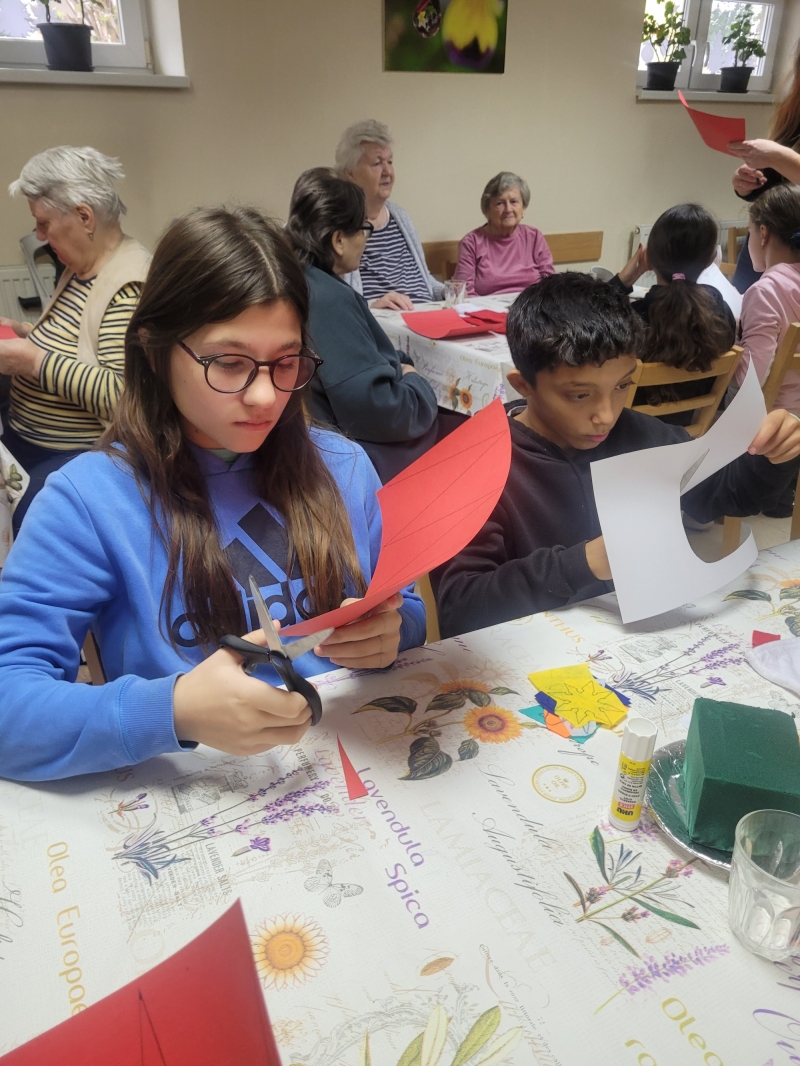 Podaj rúčku ukážem ti svet