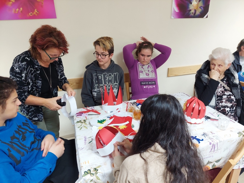 Podaj rúčku ukážem ti svet